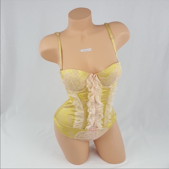 Victoria secret designer collection corset 34b